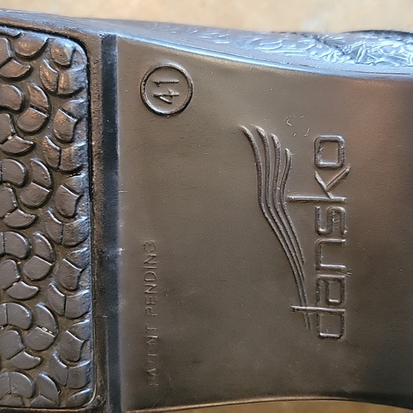 EUC Wm Dansko XP Clogs - Picture 7 of 7